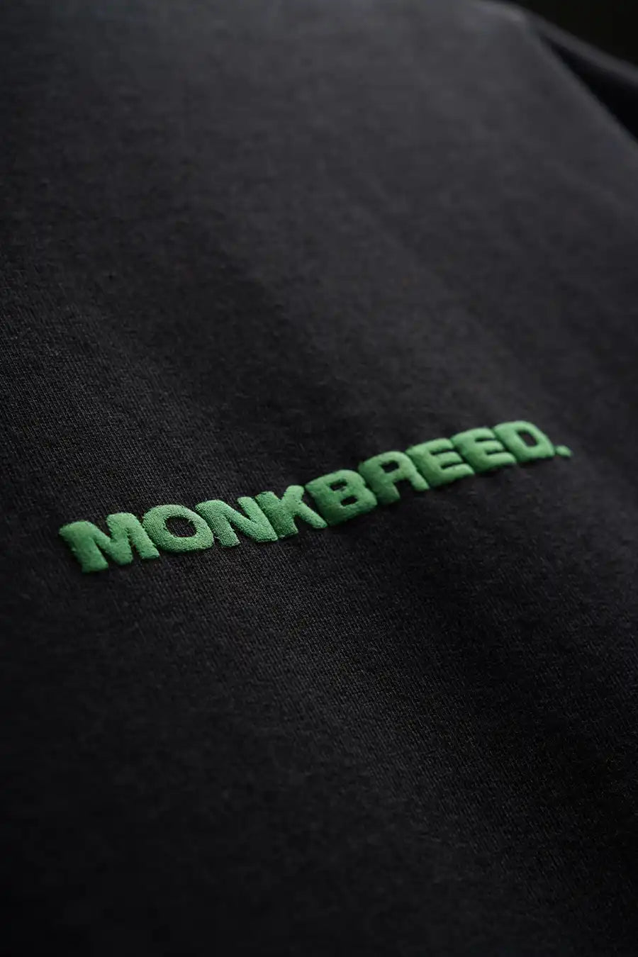 SNAKES IN GRASS TEE