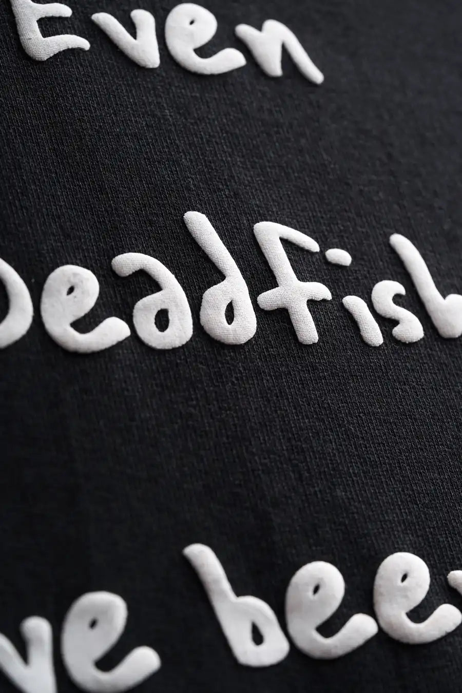DEAD FISH TEE