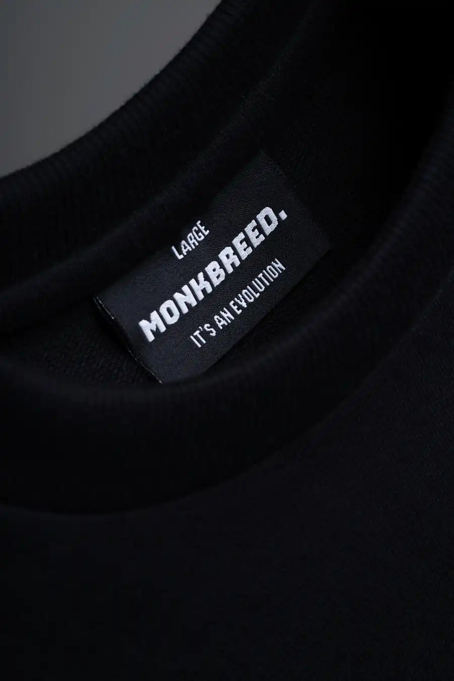 DEAD FISH TEE