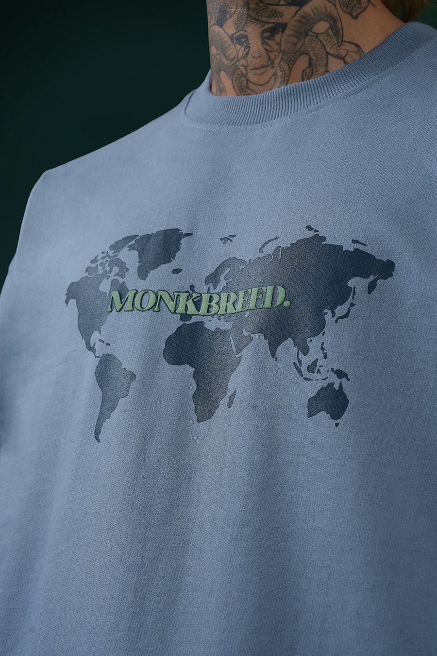 SPINNING GLOBE TEE