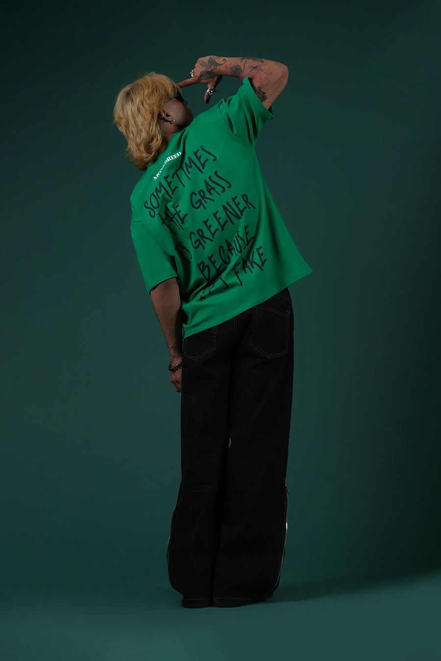 FAKE GRASS TEE