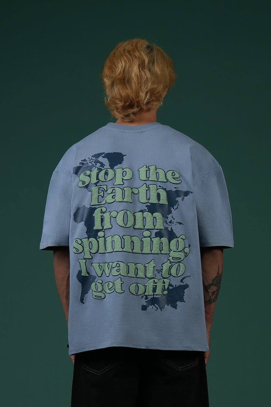 SPINNING GLOBE TEE