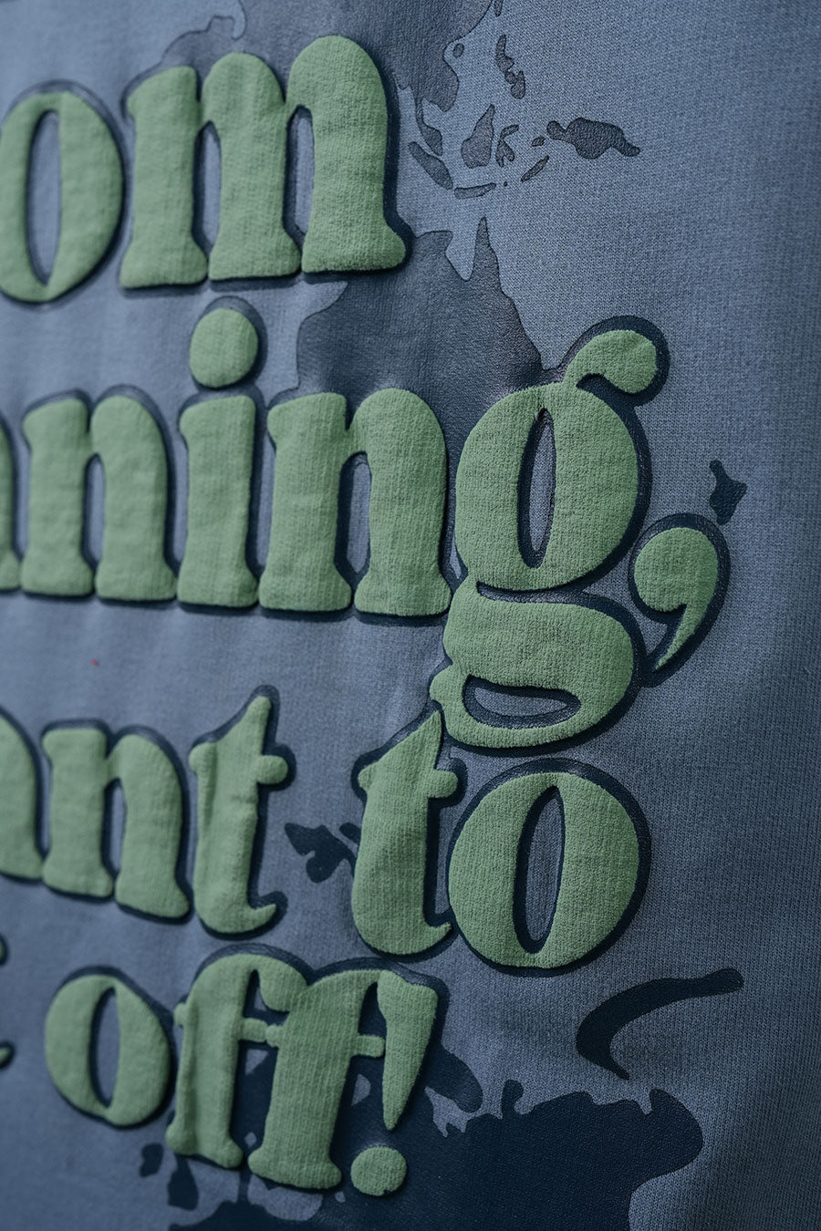 SPINNING GLOBE TEE