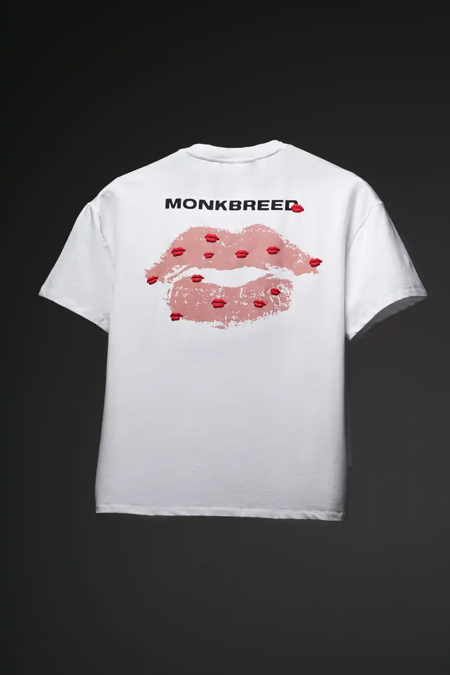 KISSES TEE