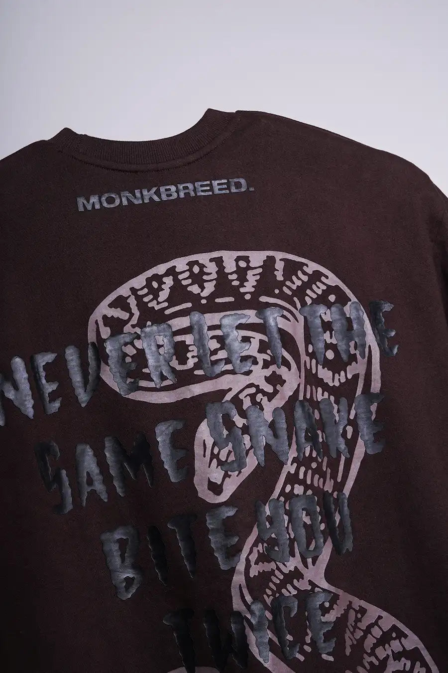 SNAKE HISS TEE